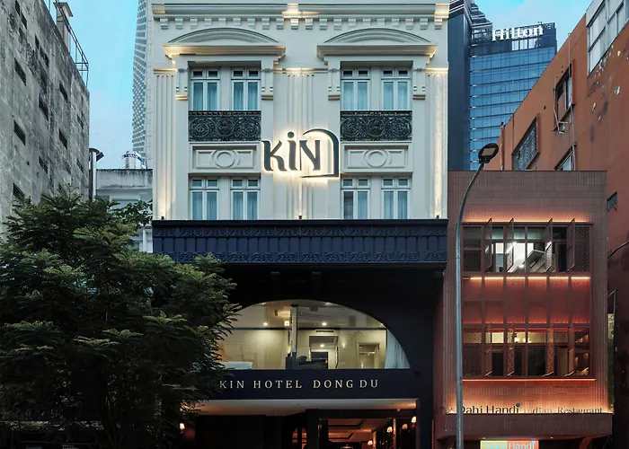Kin Hotel Đông Du